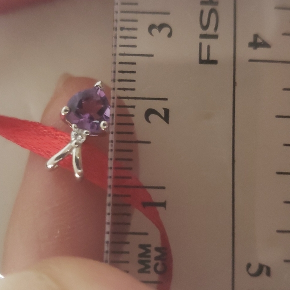 Amethyst and diamond chip pendant from angara jewelry - Picture 5 of 5